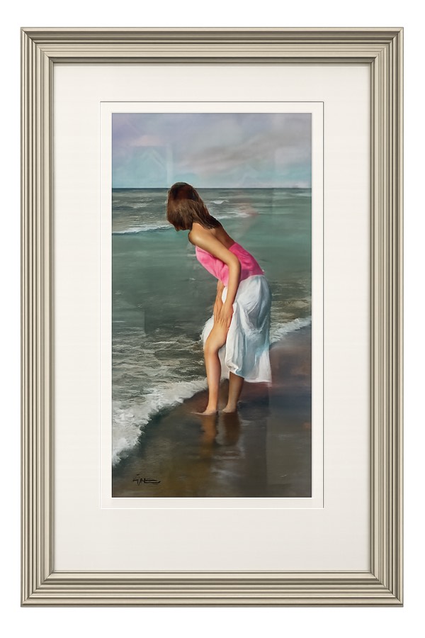 Ornate champagne frame with double mount around an oil painting of a girl on a beach